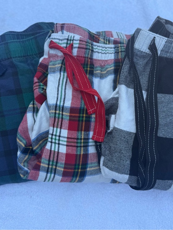 Old Navy Other - Old Navy 3 pairs large tall Green and Black Plaid Flannel pants size pj's Trio